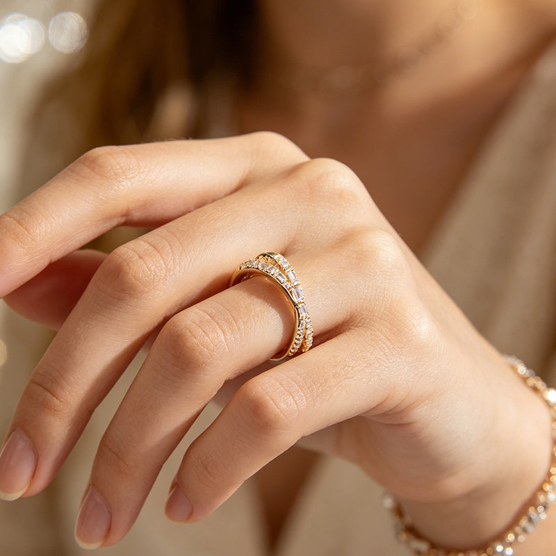 💍 Stílusos kétrétegű gyűrű – állítható keresztpántos dizájn! Elegancia és kényelem egyben – bármilyen ujjra tökéletes. ✨ Utánvéttel!