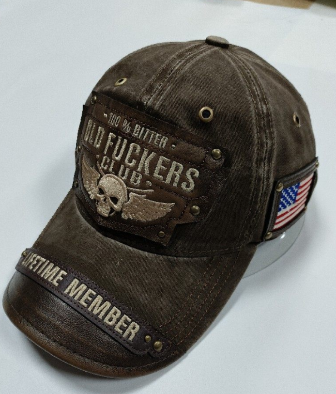 🧢 Old Fuckers Club vintage hímzett sapka – retro stílus, prémium anyag, csipős humorral! Platás utánvéttel!