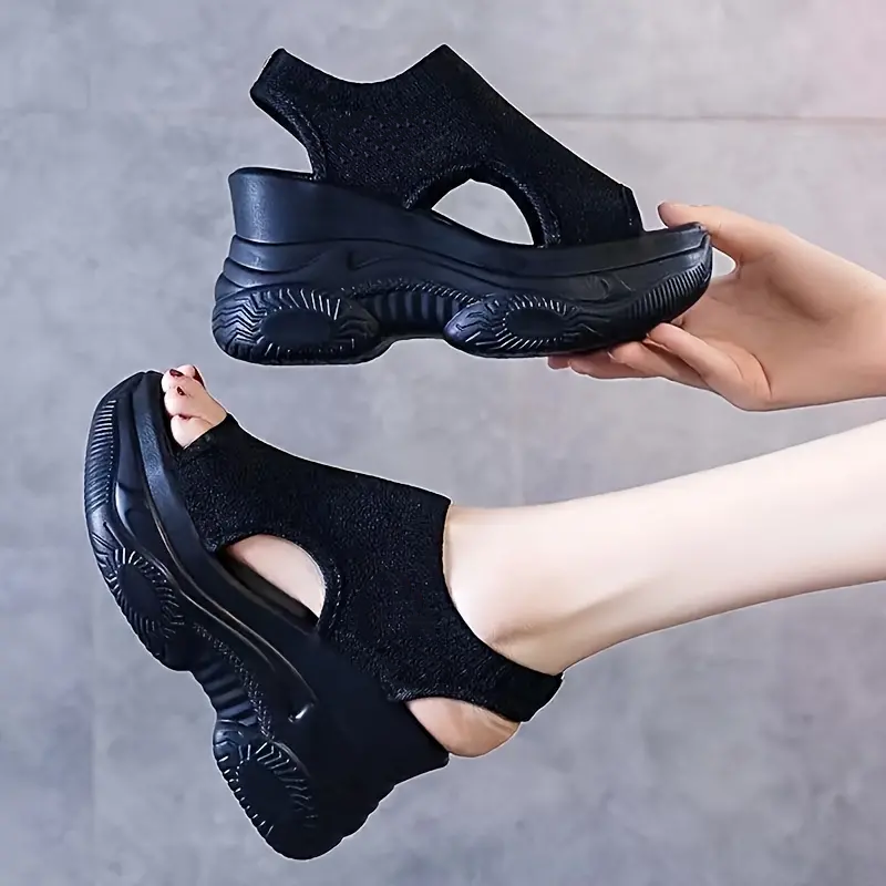 👡 Női Szandál Ferde Sarokkal – Nyitott Orr & Komfort | Elegáns & Stabil – Tökéletes Választás Nyári Napokra ☀️🌸✨