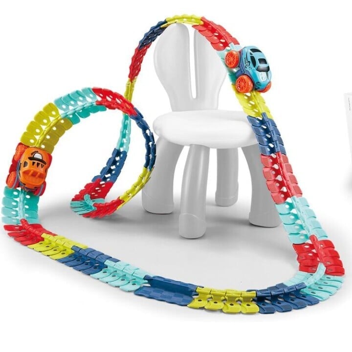 🎁Változtatható pálya LED-es világítással és versenyautóval🏎🏁