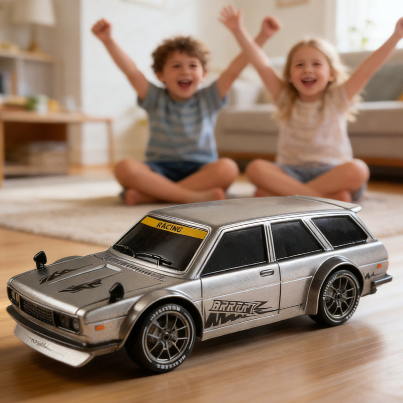 1:24-es RC Drift Autó | Profi Drift Készlet LED Világítással & Akkuval - Gyors Drift Művészet 🏁