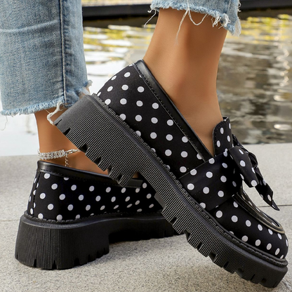 🎀 Női pöttyös, masnis, vastag talpú loafer – csinos, kényelmes, egész nap viselhető! 👡✨ Utánvéttel!