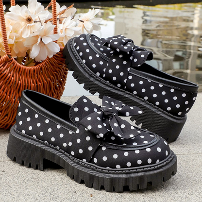 🎀 Női pöttyös, masnis, vastag talpú loafer – csinos, kényelmes, egész nap viselhető! 👡✨ Utánvéttel!